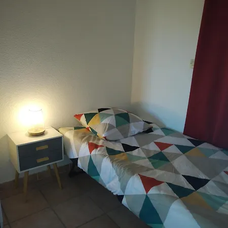 Holiday home A 80 M De La Grazel Gruissan