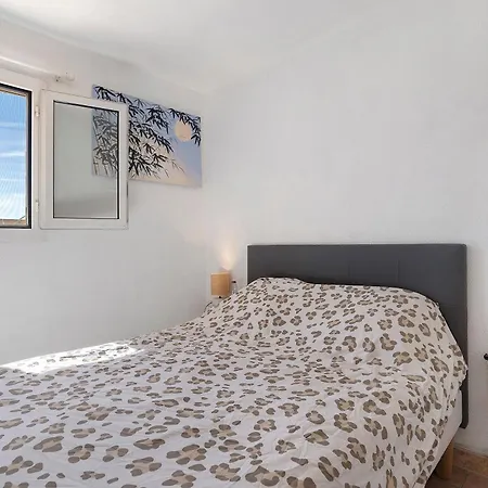A 80 M De La Grazel Holiday home Gruissan