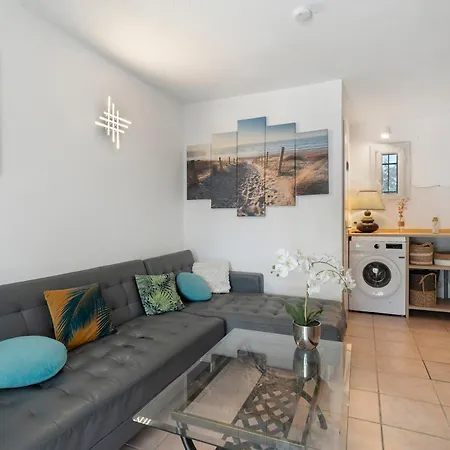 Holiday home A 80 M De La Grazel Gruissan